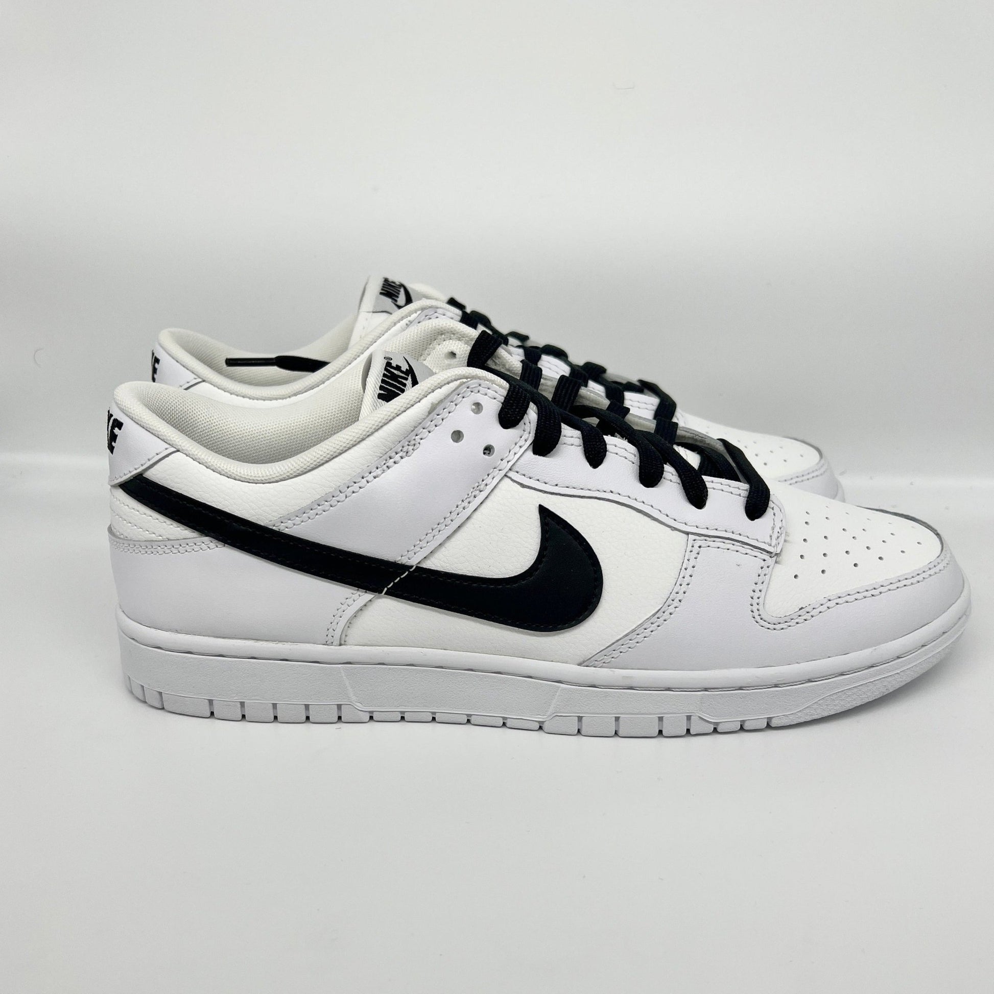 Nike Dunk Low Reverse Panda - Mazner